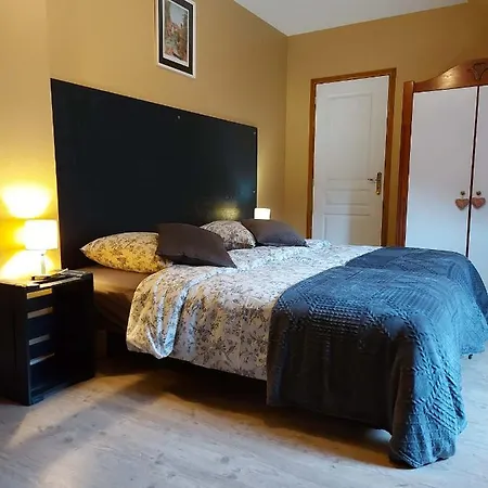 Mirabelle Nocleg ze śniadaniem 3*